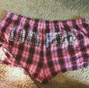 Victoria's Secret PINK Booty Pajama Shorts ❤️